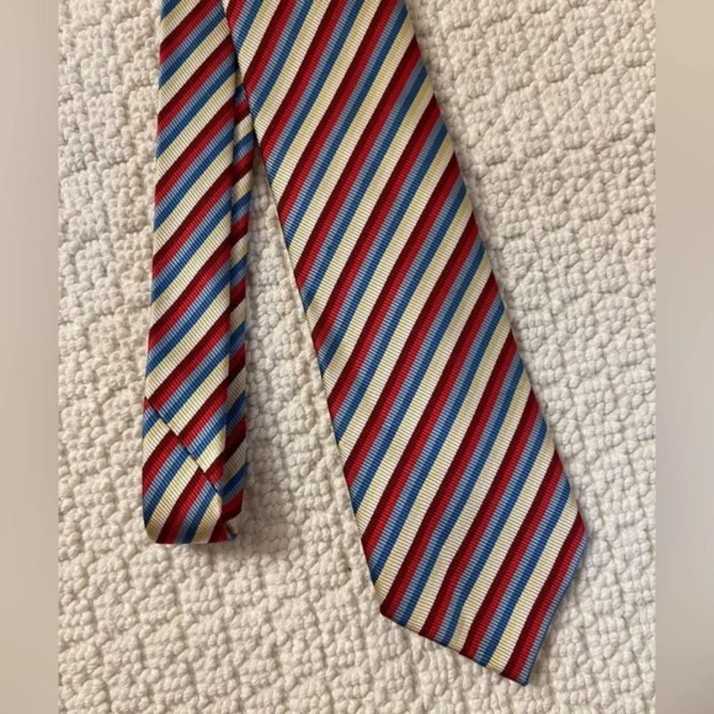 BCBG Attitude‎ Men’s Striped Neck Tie